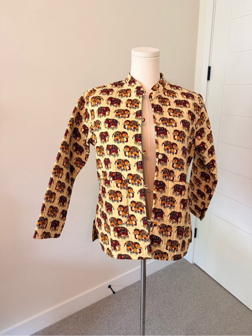 Women’s Elephant Print Button-Up Jacket